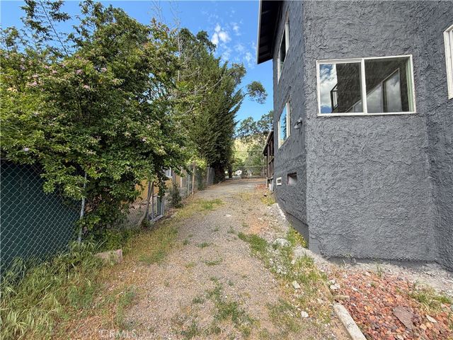 10523 E Highway 20, Clearlake Oaks, CA 95423