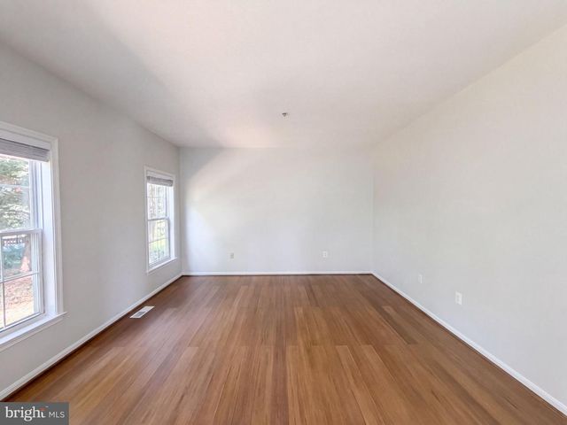 2800 ORCHARD SUMMIT CT, Landover, MD 20785