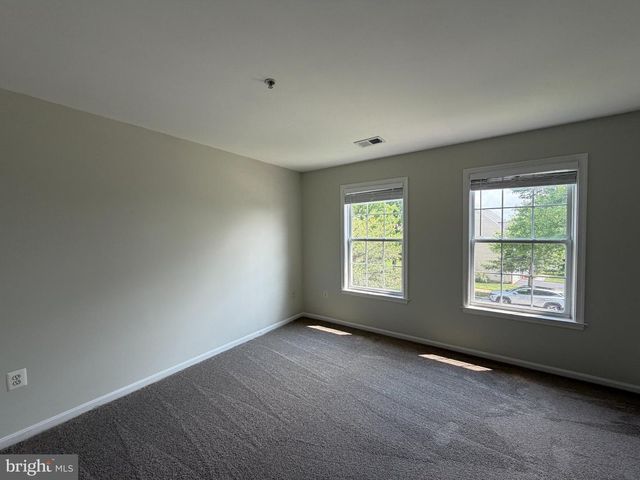 2800 ORCHARD SUMMIT CT, Landover, MD 20785