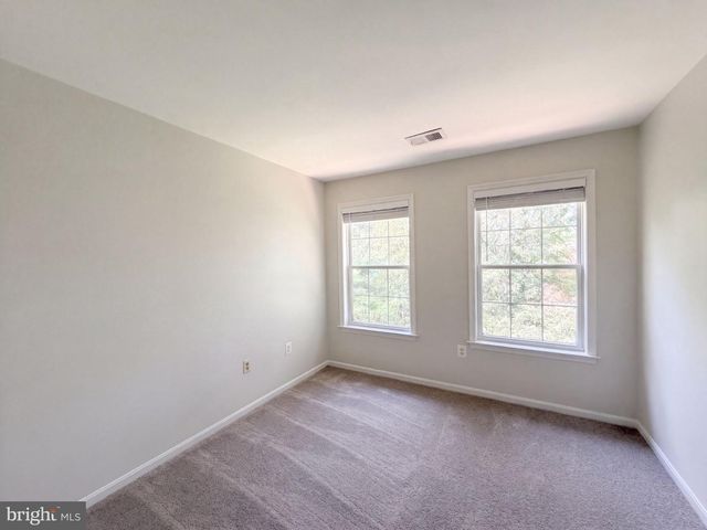 2800 ORCHARD SUMMIT CT, Landover, MD 20785