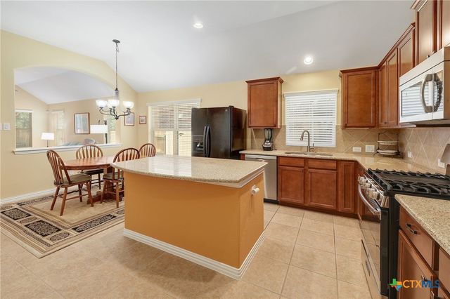1521 Naranjo Drive, Georgetown, TX 78628