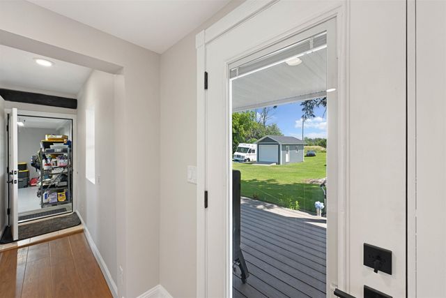 2551 W Shore Road, Isle La Motte, VT 05463