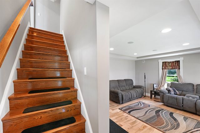 2551 W Shore Road, Isle La Motte, VT 05463