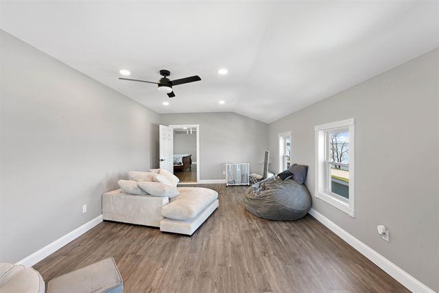 2551 W Shore Road, Isle La Motte, VT 05463