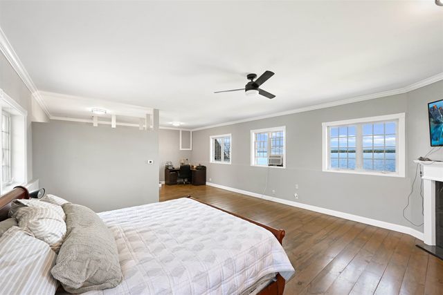 2551 W Shore Road, Isle La Motte, VT 05463