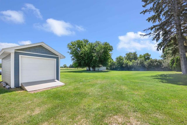 2551 W Shore Road, Isle La Motte, VT 05463