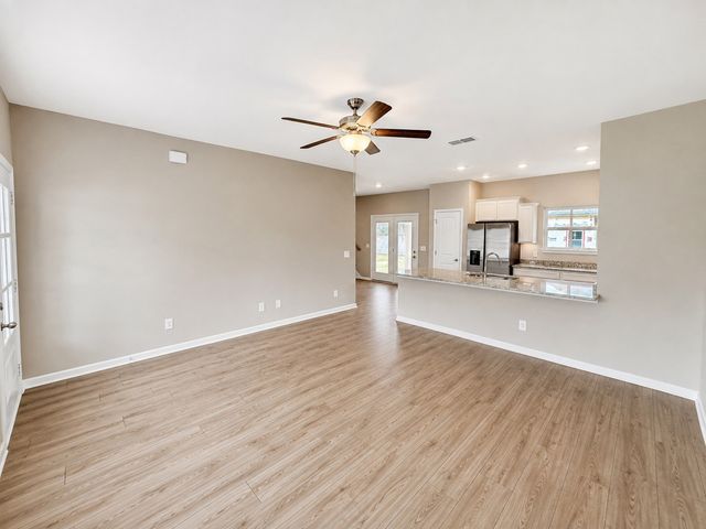 4011 Dortch Ln, Murfreesboro, TN 37128