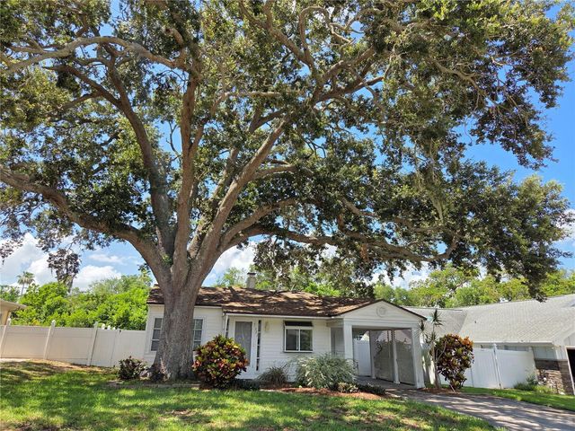 321 WILDWOOD WAY, Clearwater, FL 33756
