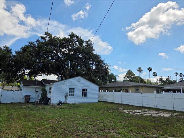 321 WILDWOOD WAY, Clearwater, FL 33756