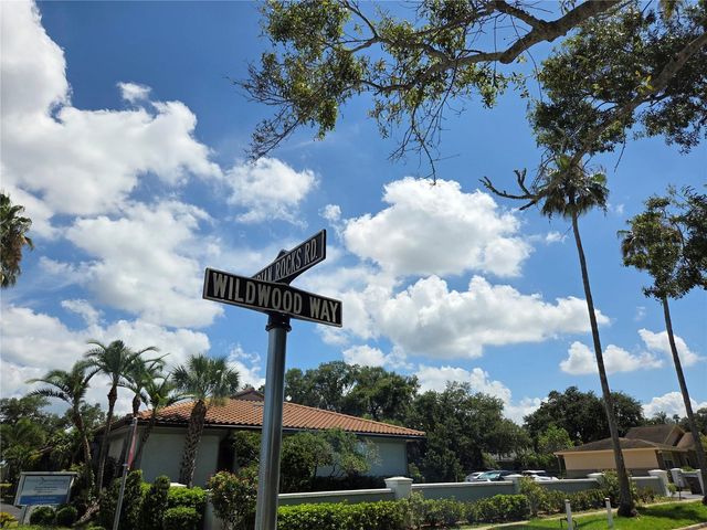 321 WILDWOOD WAY, Clearwater, FL 33756