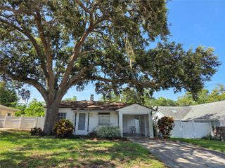 321 WILDWOOD WAY, Clearwater, FL 33756