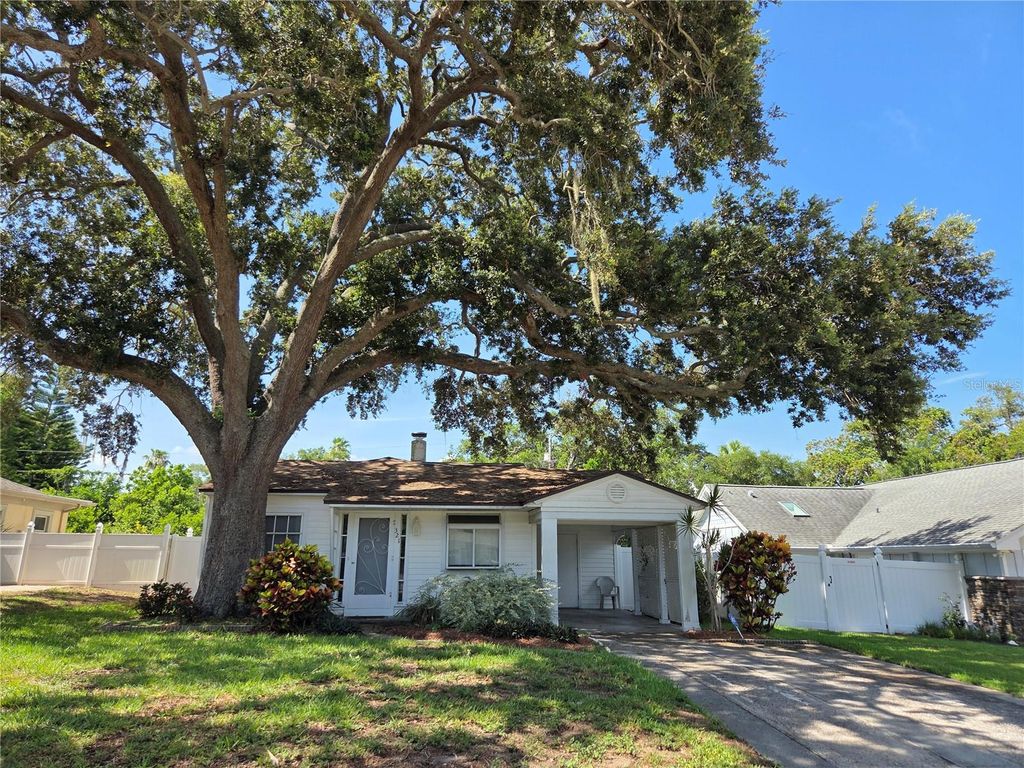 321 WILDWOOD WAY, Clearwater, FL 33756