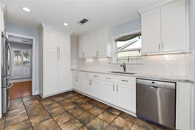 3415 Freshmeadows Drive, Houston, TX 77063