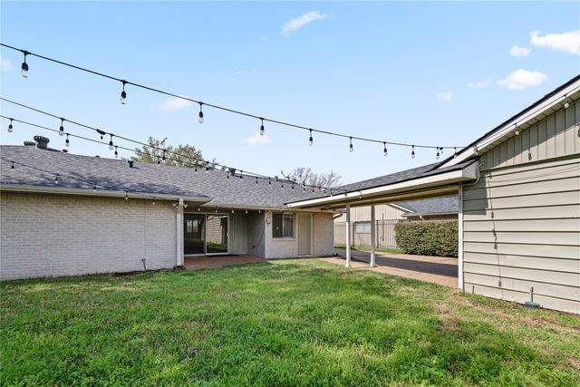 3415 Freshmeadows Drive, Houston, TX 77063