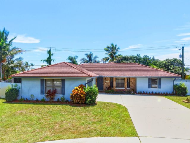 1127 Sea Pines Way, Lantana, FL 33462