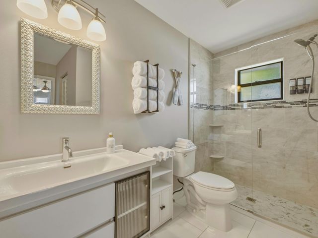 1127 Sea Pines Way, Lantana, FL 33462