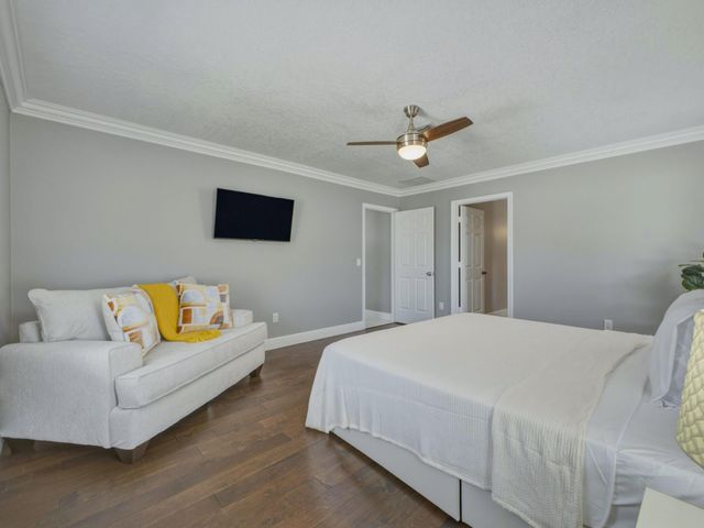 1127 Sea Pines Way, Lantana, FL 33462