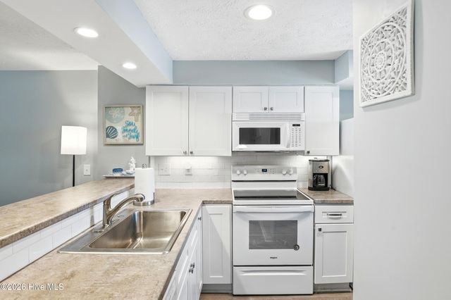 2301 Surfrider Circle A, Kure Beach, NC 28449