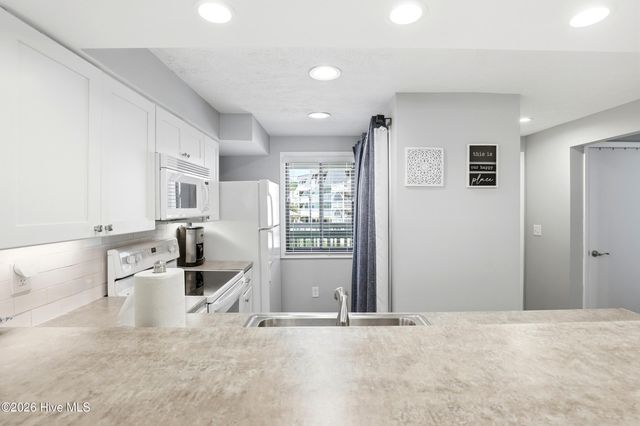 2301 Surfrider Circle A, Kure Beach, NC 28449