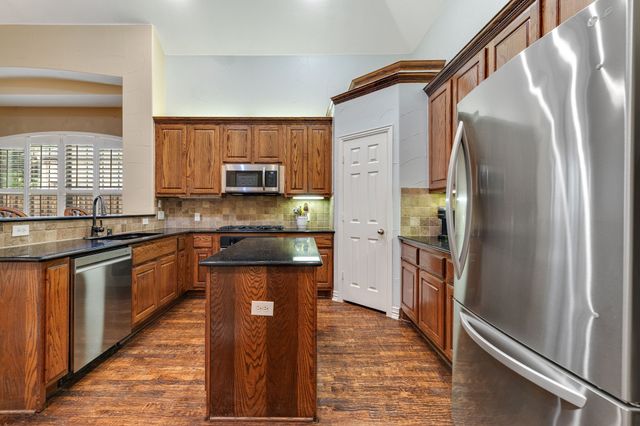 10051 Beachwood Drive, Frisco, TX 75033