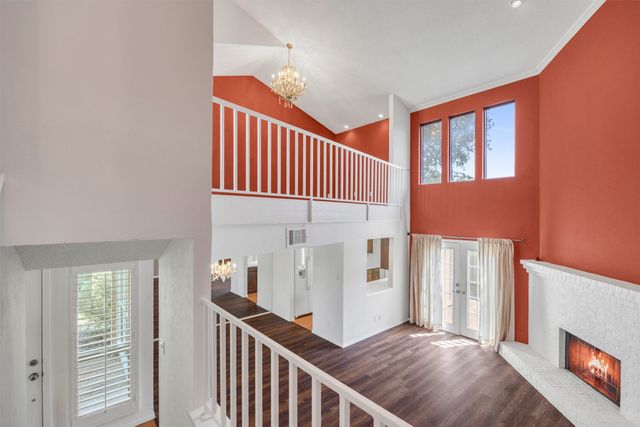 2906 Wayside Drive, Bedford, TX 76021