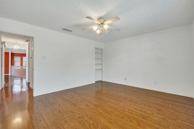2906 Wayside Drive, Bedford, TX 76021