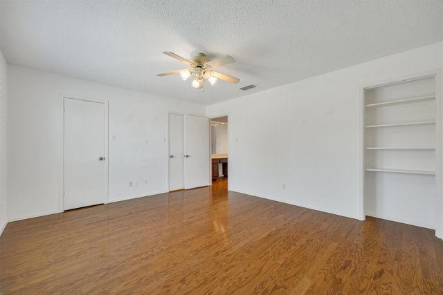 2906 Wayside Drive, Bedford, TX 76021