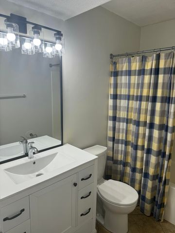 1999 N WATERFRONT DR H, Columbia, MO 65202