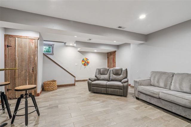 519 B Avenue SE, Mt Vernon, IA 52314