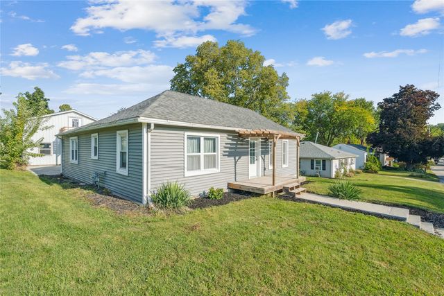 519 B Avenue SE, Mt Vernon, IA 52314