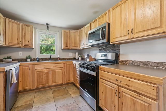 519 B Avenue SE, Mt Vernon, IA 52314