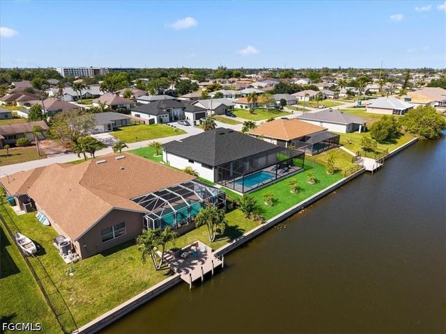 203 SE 11th TER, Cape Coral, FL 33990