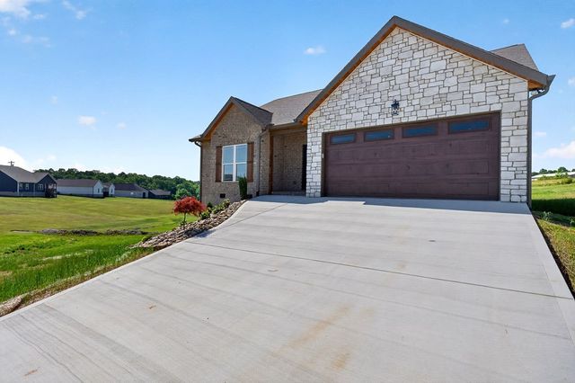 4114 Summer Pt, Cookeville, TN 38501