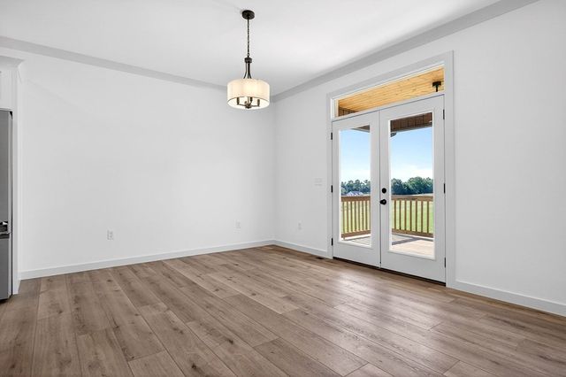4114 Summer Pt, Cookeville, TN 38501