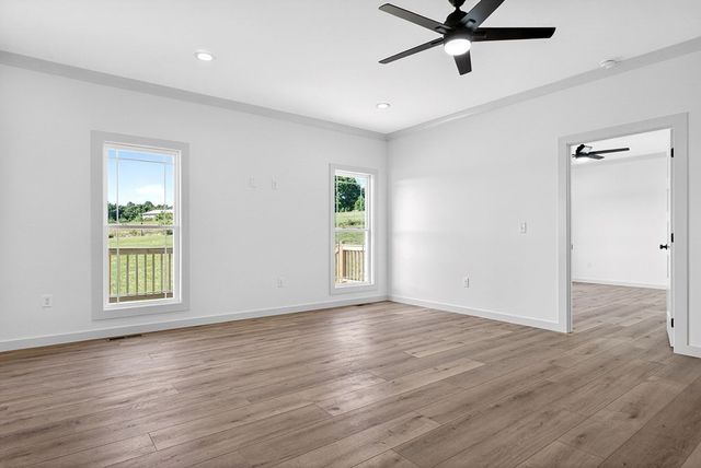 4114 Summer Pt, Cookeville, TN 38501