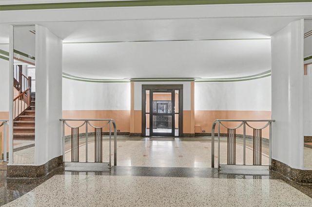 2190 boston Road 6B, Bronx, NY 10462