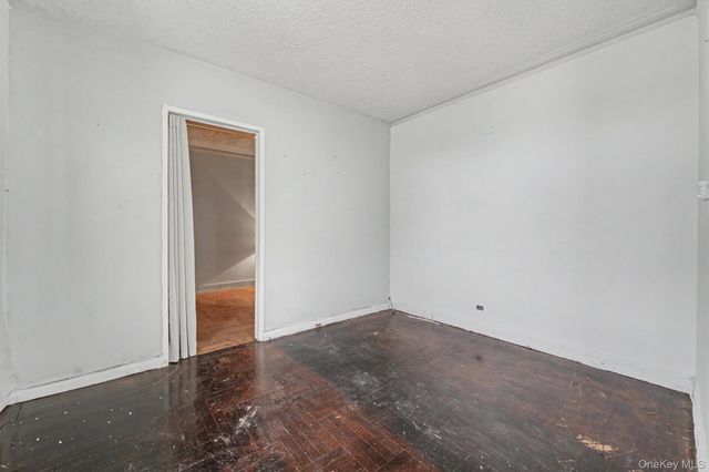 2190 boston Road 6B, Bronx, NY 10462