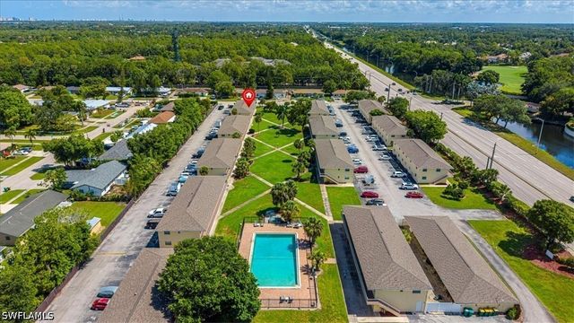 3325 Airport RD N S5, Naples, FL 34105