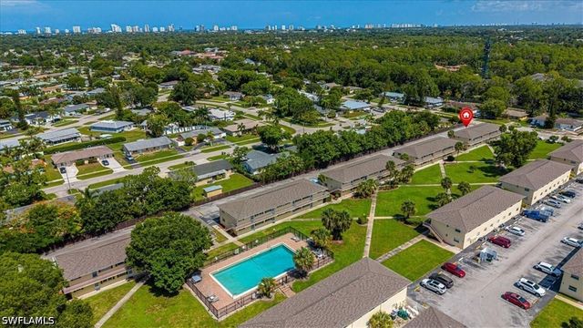 3325 Airport RD N S5, Naples, FL 34105