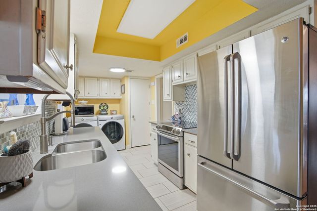 7123 Thrush View Ln Apt 35, San Antonio, TX 78209