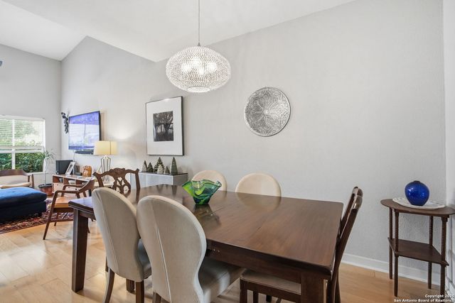 7123 Thrush View Ln Apt 35, San Antonio, TX 78209