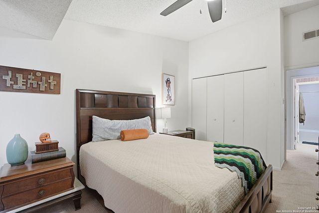 7123 Thrush View Ln Apt 35, San Antonio, TX 78209