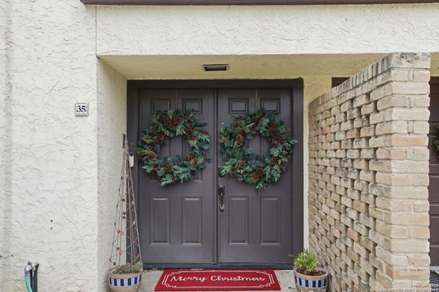 7123 Thrush View Ln Apt 35, San Antonio, TX 78209