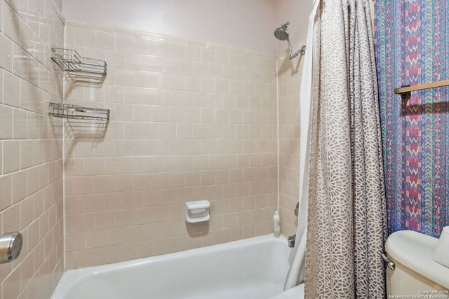 7123 Thrush View Ln Apt 35, San Antonio, TX 78209