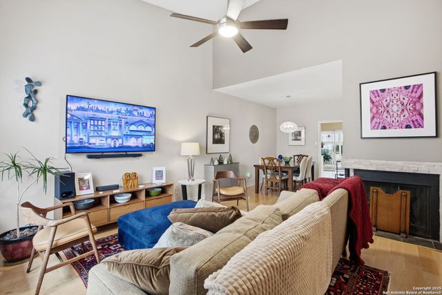 7123 Thrush View Ln Apt 35, San Antonio, TX 78209