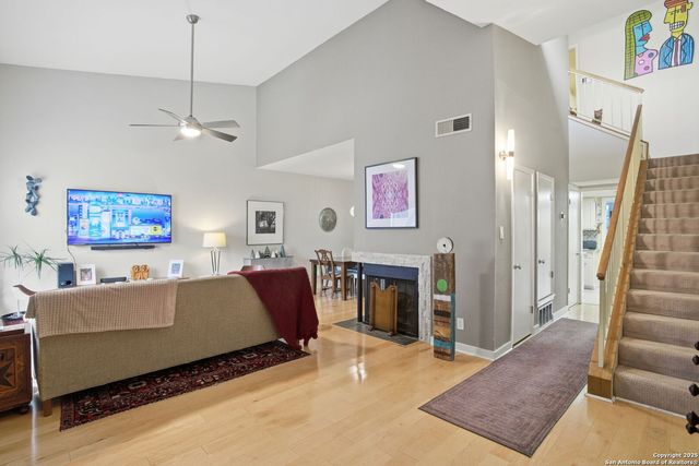 7123 Thrush View Ln Apt 35, San Antonio, TX 78209