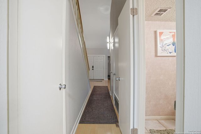 7123 Thrush View Ln Apt 35, San Antonio, TX 78209