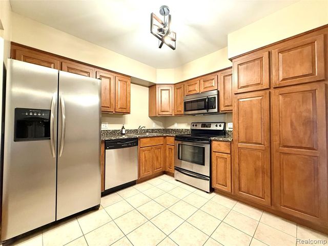 1111 Old Woodward Avenue 4, Birmingham, MI 48009