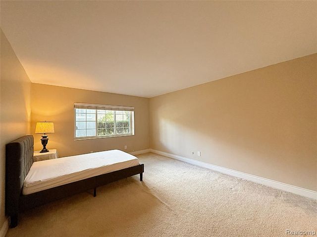 1111 Old Woodward Avenue 4, Birmingham, MI 48009