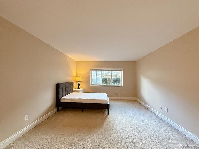 1111 Old Woodward Avenue 4, Birmingham, MI 48009